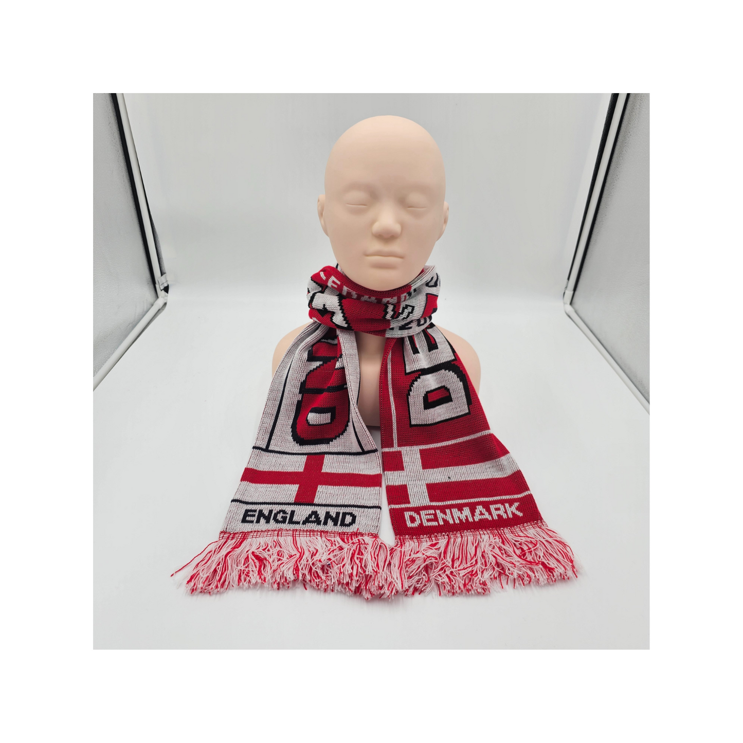 Spieltagschal Dänemark - England  - 100% Polyacryl